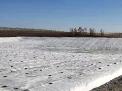 復(fù)合土工膜施工中有哪四種搭建方法？