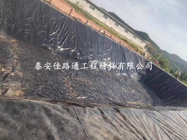 魚塘養(yǎng)殖防滲土工膜鋪設(shè)會實現(xiàn)怎樣效果？