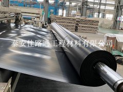 防滲土工膜施工中如何及時(shí)修復(fù)破損情況？
