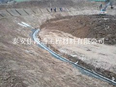 蓄水池防滲膜如何裁剪才能節(jié)省材料？