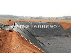魚塘防滲膜施工中有哪幾個(gè)問(wèn)題須注意？