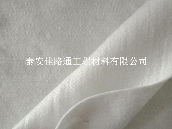 防止丙綸土工布刺破的施工技巧：精細操作，強化防護