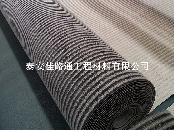 膨潤土防水毯儲(chǔ)存技巧：守護(hù)品質(zhì)，從細(xì)節(jié)做起