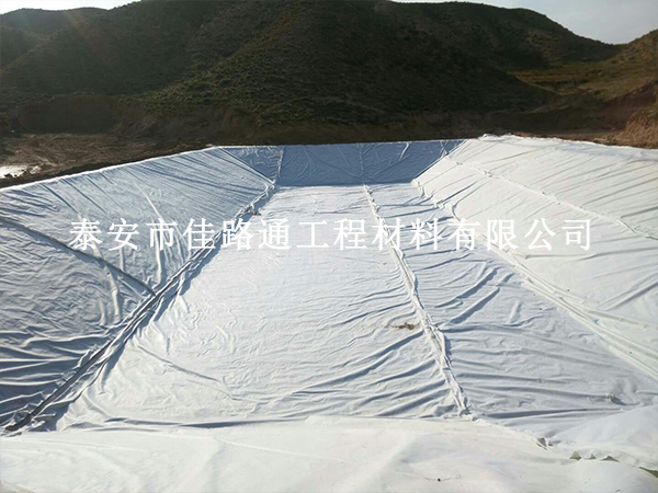 滌綸土工布質(zhì)量判斷標(biāo)準(zhǔn)：輕松掌握，確保品質(zhì)卓越