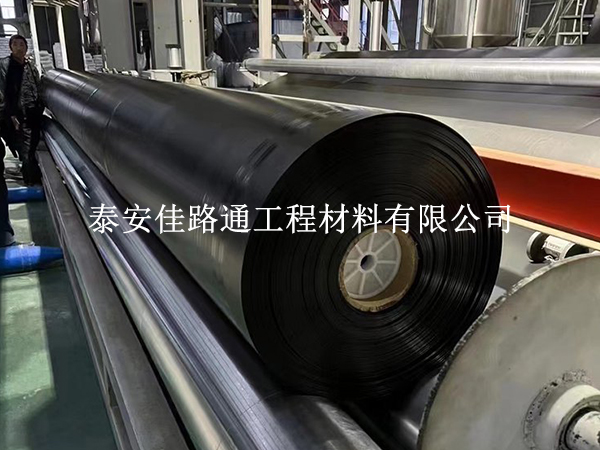 污水處理防滲膜運(yùn)輸技巧：安全高效，輕松啟程