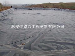人工湖防滲膜效果差？6 大原因讓防滲功能 “打
