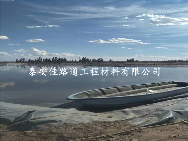 魚蝦養(yǎng)殖防滲膜施工，這些技術(shù)要點(diǎn)要抓牢
