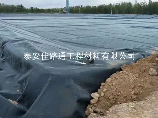 儲(chǔ)存水產(chǎn)養(yǎng)殖防滲膜？選對(duì)環(huán)境是關(guān)鍵