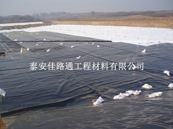 防滲土工膜運輸注意事項：嚴控每一環(huán)，守護膜