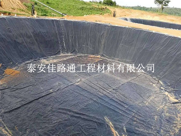 沼氣池防滲膜破損修復(fù)技巧：精準(zhǔn)處置，杜絕滲漏隱患