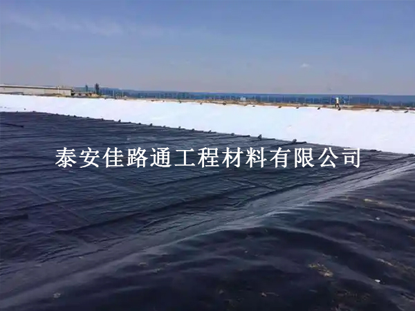 蓄水池防滲膜焊接完怎么查漏？這套標(biāo)準(zhǔn)化檢測(cè)流程直接照著用